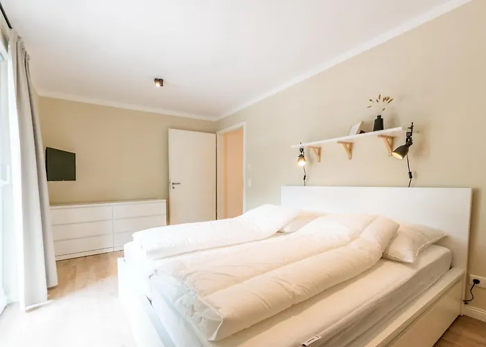 Strandvilla Meeresblick 04 *